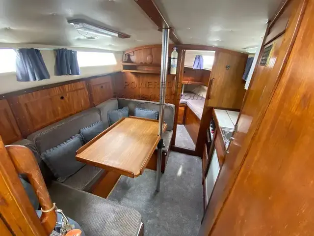 Meridian 31 Motorsailer