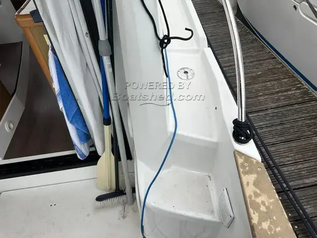 Beneteau Antares 8.80