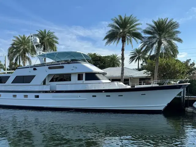 Burger Flush Deck with Flybridge