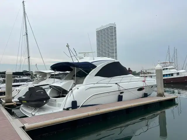 Formula 45 Yacht