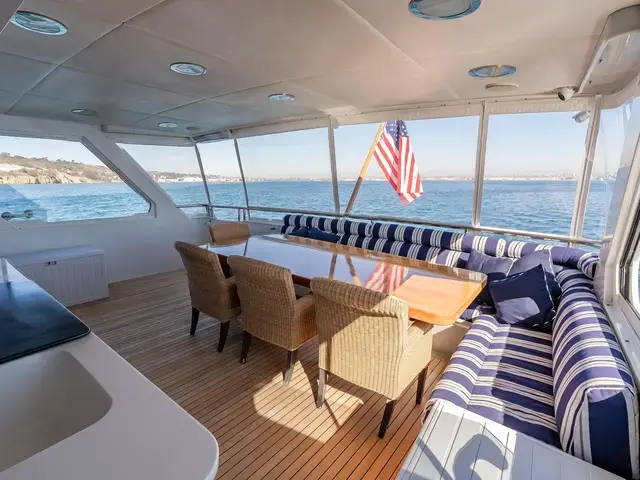 Broward Raised Pilothouse