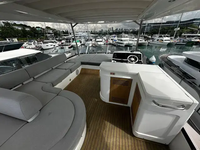 Sunseeker Manhattan 66