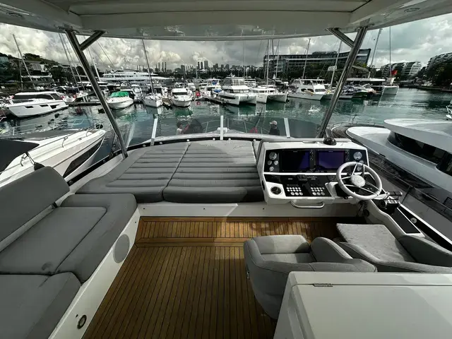 Sunseeker Manhattan 66