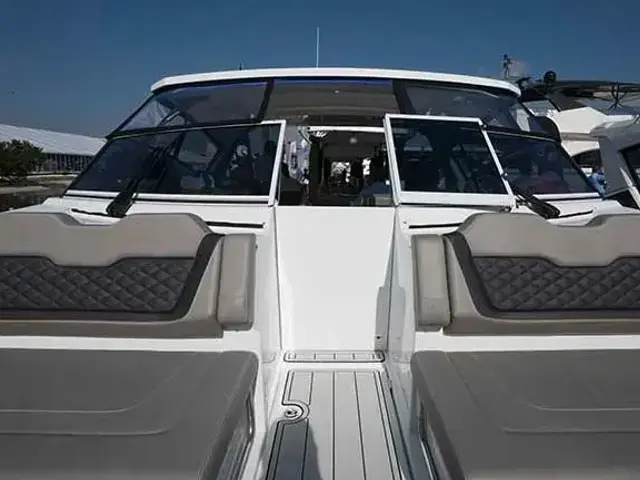 Aquila 36 Sport