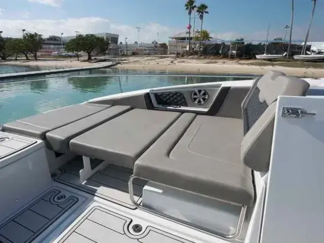 Aquila 36 Sport