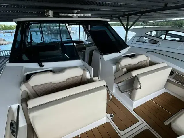 Aquila 36 Sport