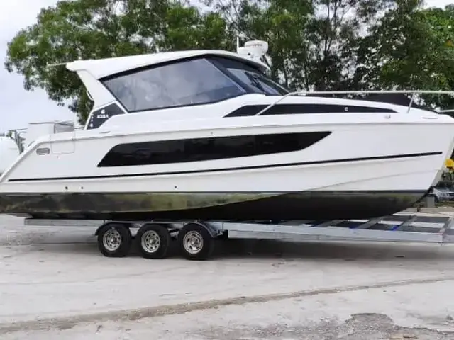 Aquila 36 Sport