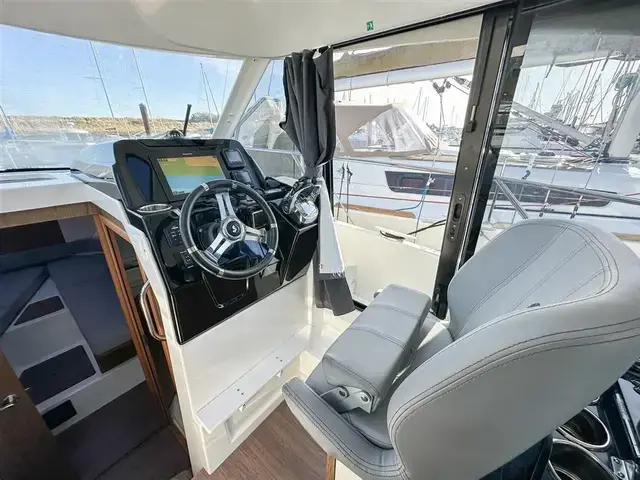 Beneteau Antares 9 OB