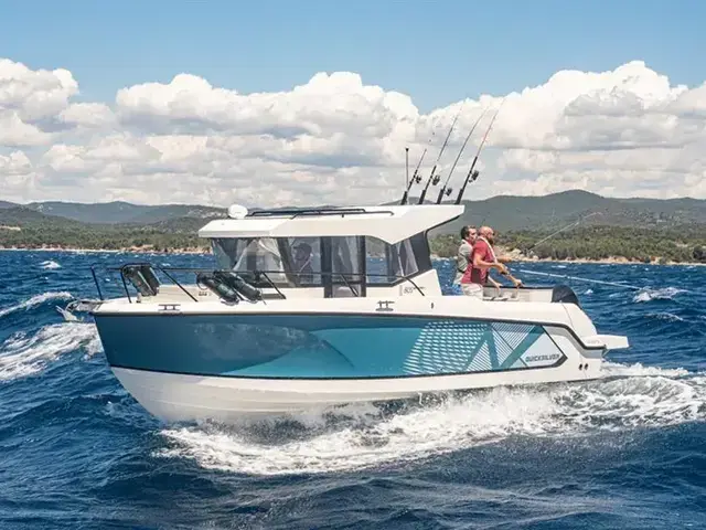 Quicksilver 805 Pilothouse