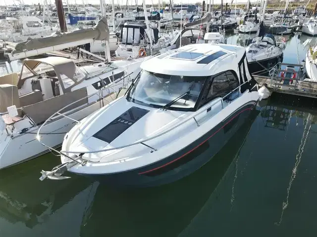 Beneteau Antares 9 OB