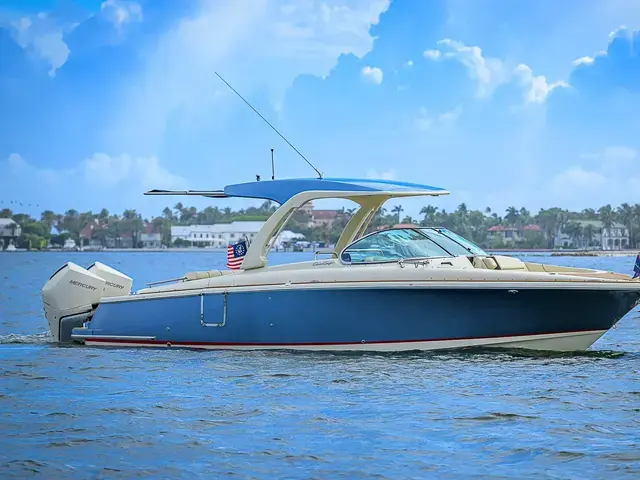 Chris Craft Launch 31 Gt