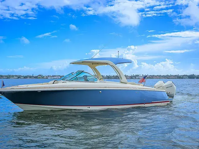 Chris Craft Launch 31 Gt