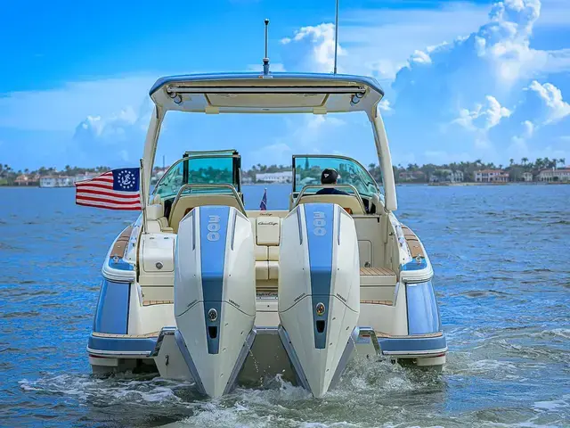 Chris Craft Launch 31 Gt