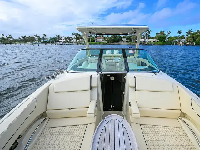 Chris Craft Launch 31 Gt