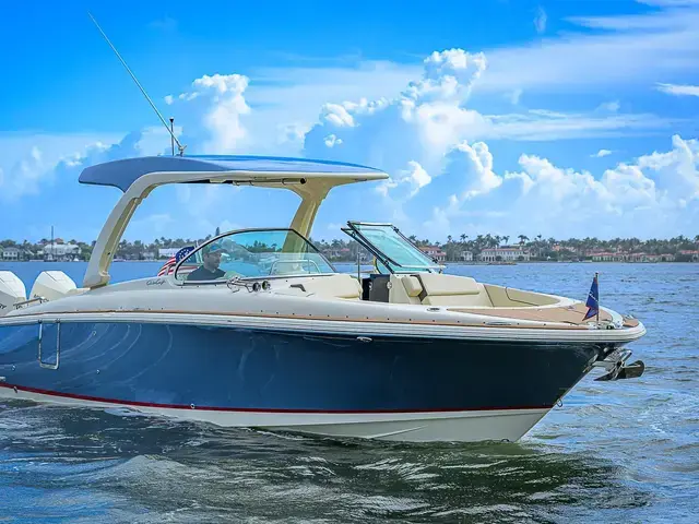 Chris Craft Launch 31 Gt