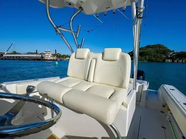 Cobia 296 Center Console