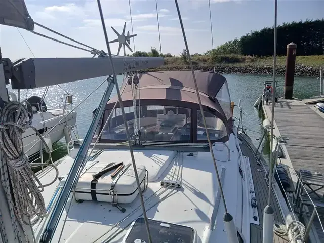 Beneteau Oceanis Clipper 411