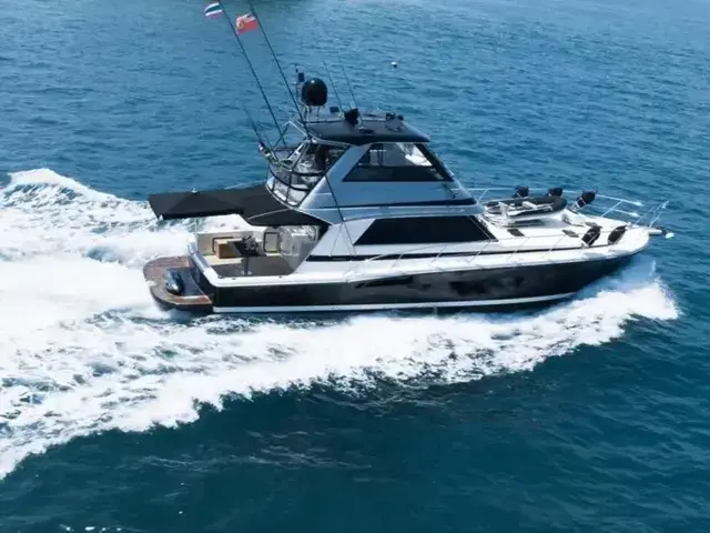 Riviera 48 Flybridge