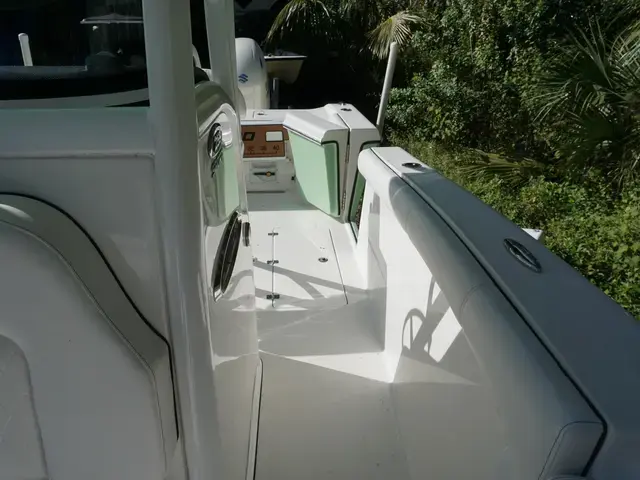 Sea Pro 259 Center Console