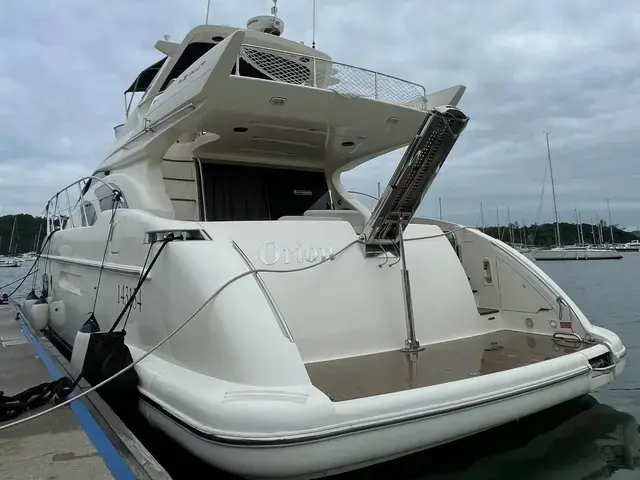 Azimut 55