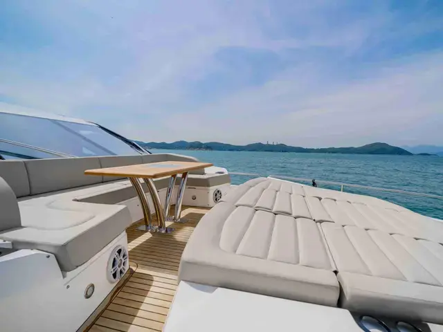 Sunseeker Yacht 86