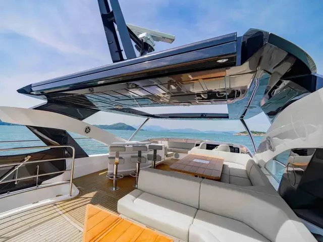 Sunseeker Yacht 86