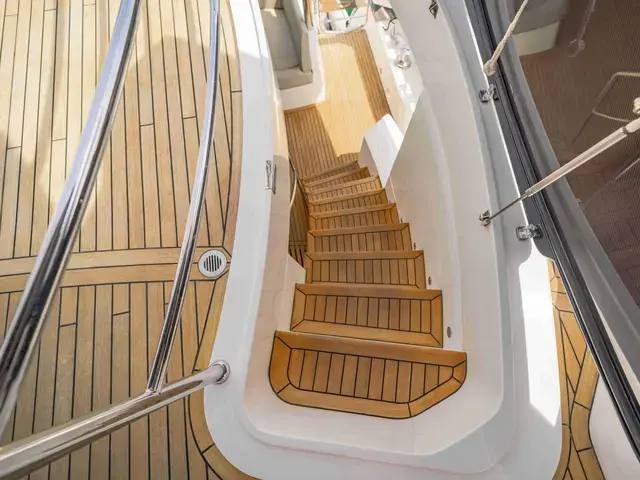 Sunseeker Yacht 86