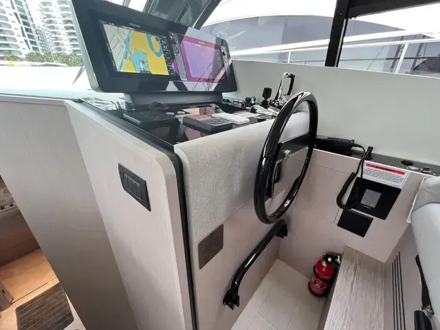 Ferretti Yachts 500