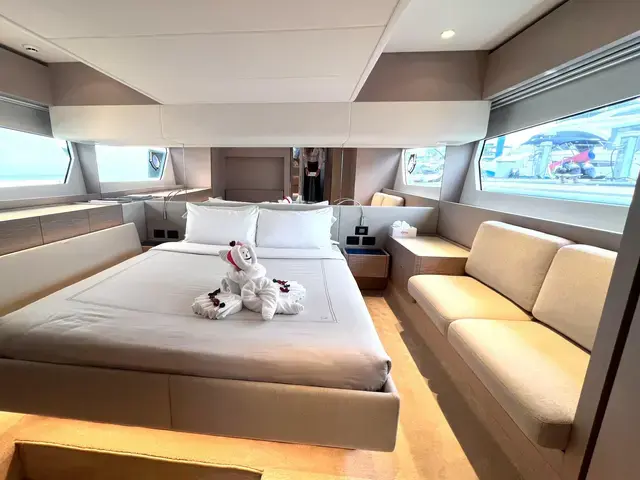 Ferretti Yachts 500