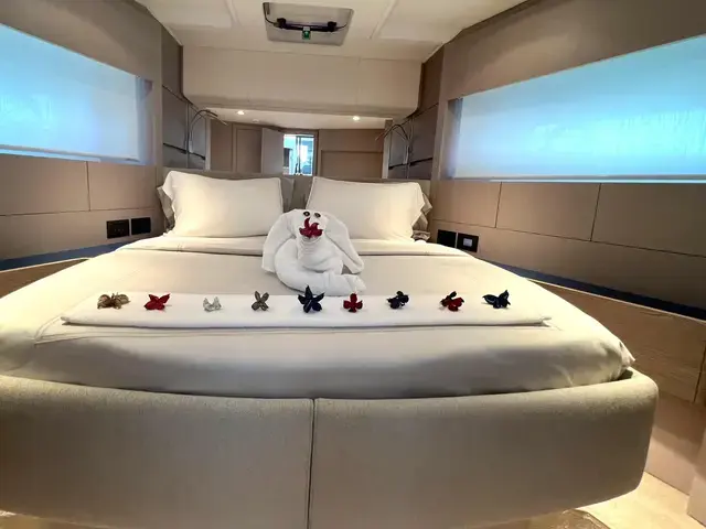 Ferretti Yachts 500