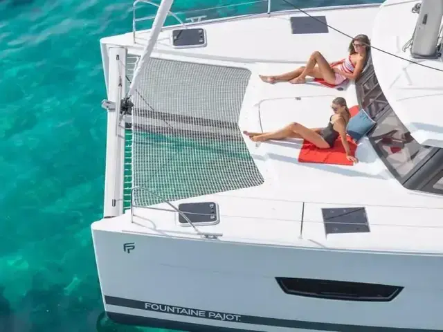 Fountaine Pajot Lucia 40