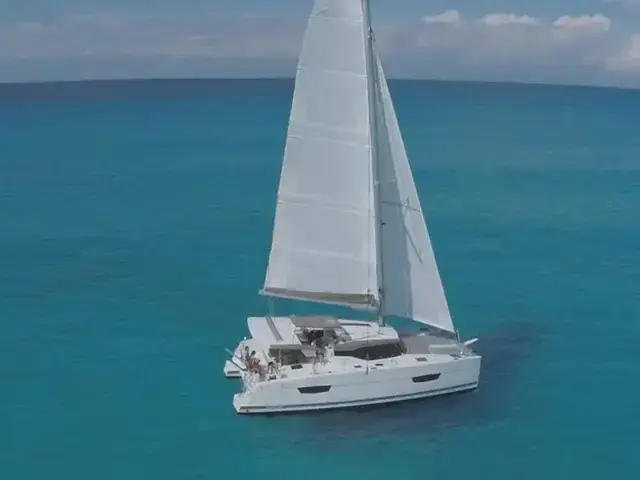 Fountaine Pajot Lucia 40