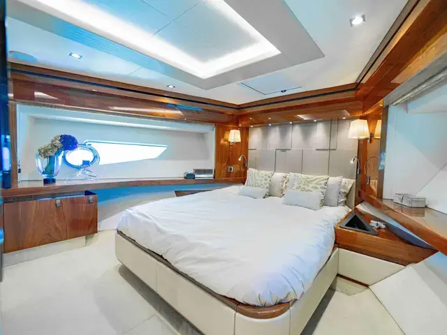 Sunseeker Yacht 86