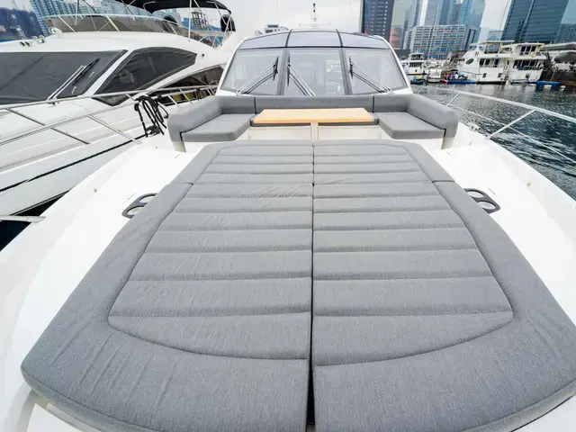 Sunseeker Predator 74