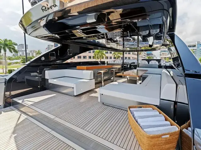 Riva 110 DOLCEVITA