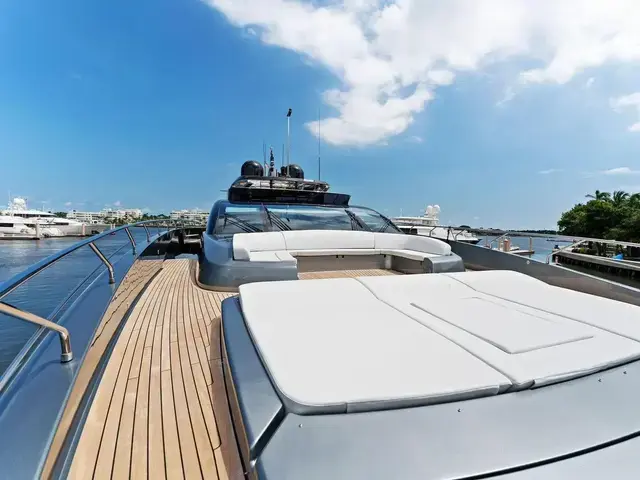 Riva 110 DOLCEVITA