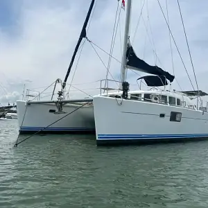 2007 Lagoon 440