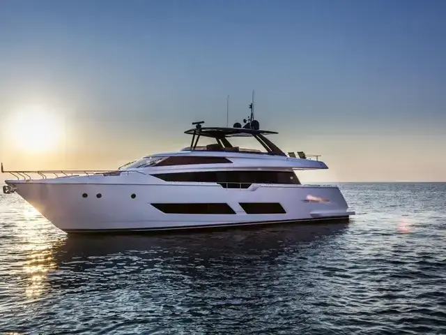 Ferretti Yachts 850