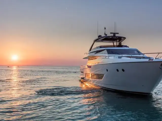 Ferretti Yachts 850