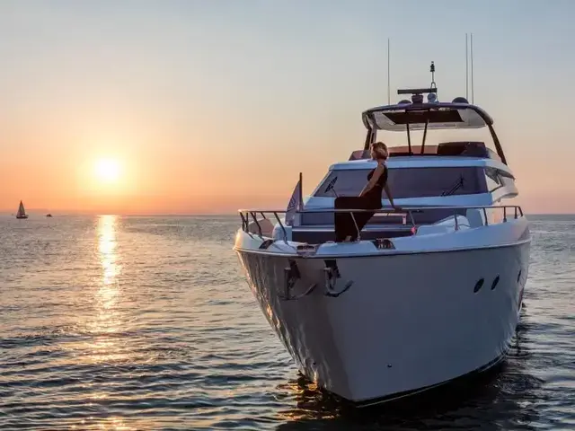 Ferretti Yachts 850