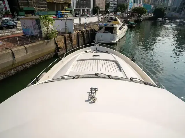 Sunseeker Predator 82