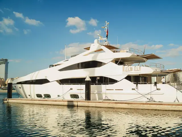 Sunseeker 40M Yacht