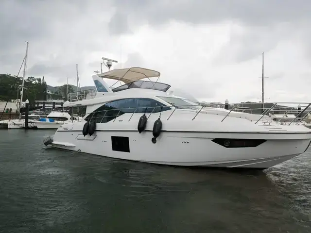 Azimut 55