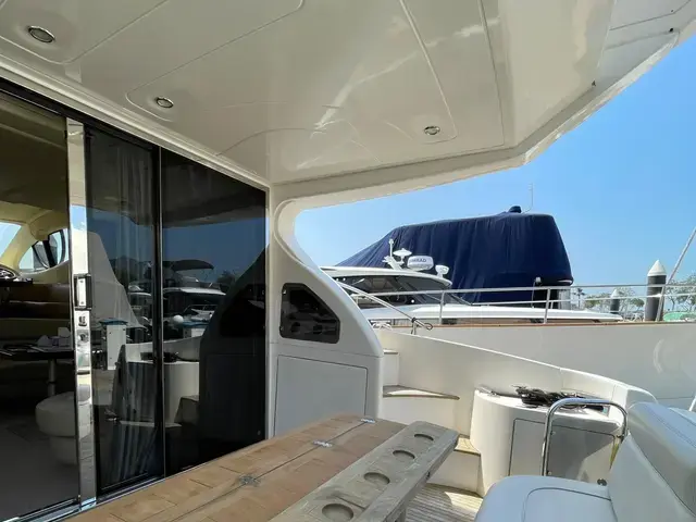 Azimut 46