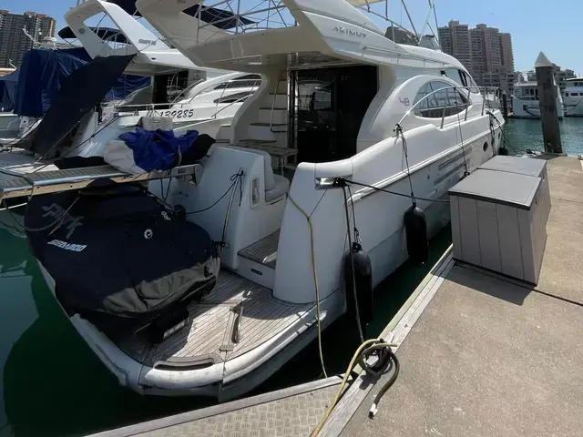 Azimut 46