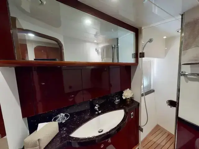 Princess 67 Flybridge