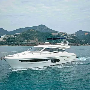 2015 Ferretti Yachts 650