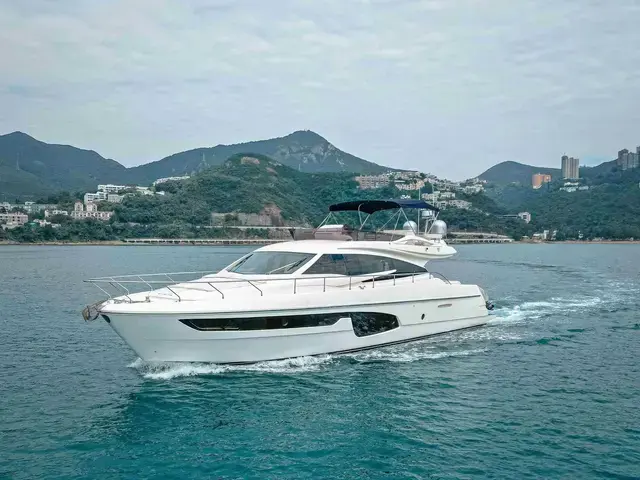 Ferretti Yachts 650