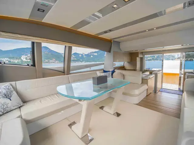 Ferretti Yachts 650