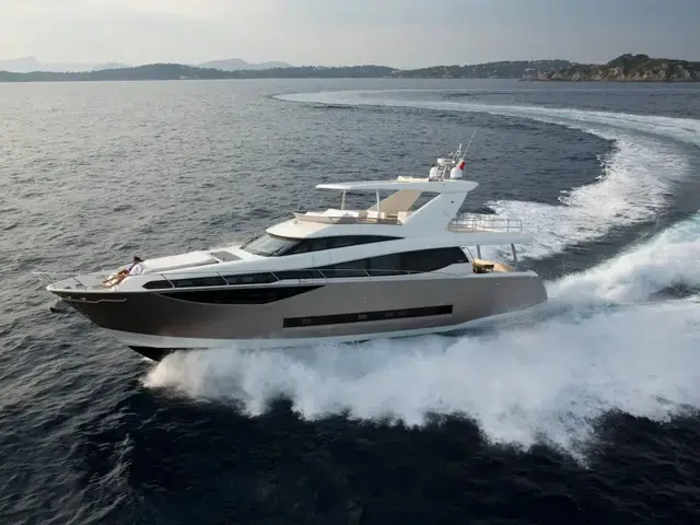 Prestige 750